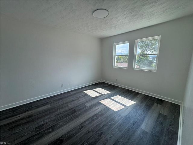 1125 Little Bay Ave Apt 6, Norfolk, VA 23503
