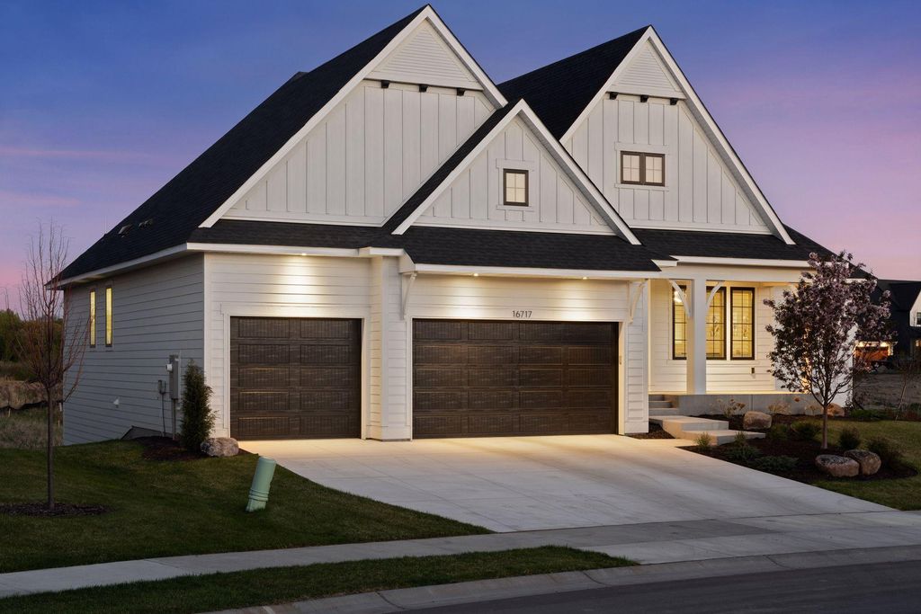 16717 47th Place N, Plymouth, MN 55446