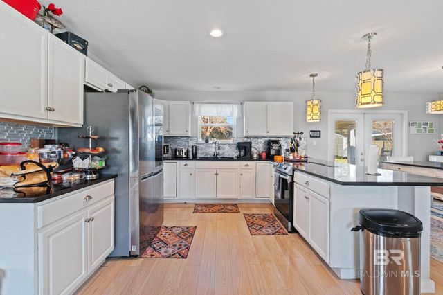 22170 Fairway Drive, Robertsdale, AL 36567