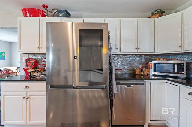 22170 Fairway Drive, Robertsdale, AL 36567