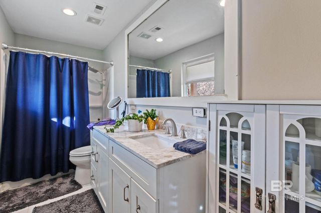 22170 Fairway Drive, Robertsdale, AL 36567