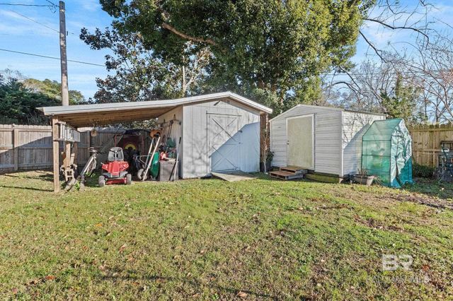 22170 Fairway Drive, Robertsdale, AL 36567