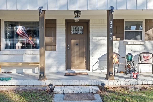 22170 Fairway Drive, Robertsdale, AL 36567