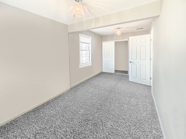 1903 Lakewood Drive, Wilmington, IL 60481