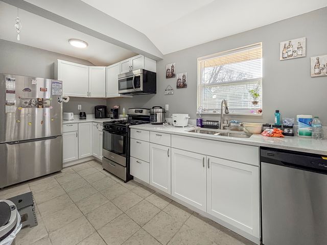 1903 Lakewood Drive, Wilmington, IL 60481