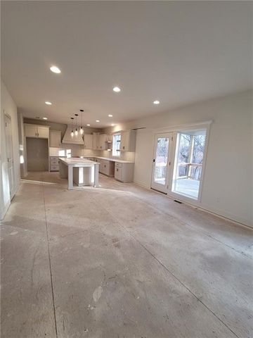 5220 NE 90 Terrace, Kansas City, MO 64156