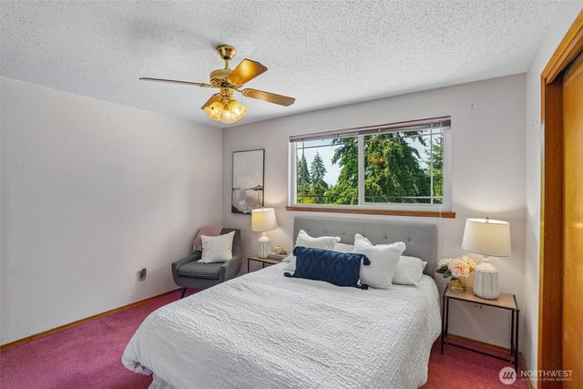 19845 105th Avenue SE, Renton, WA 98055