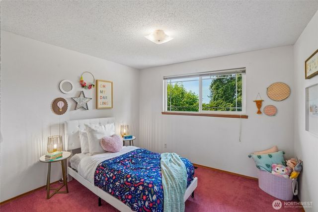 19845 105th Avenue SE, Renton, WA 98055