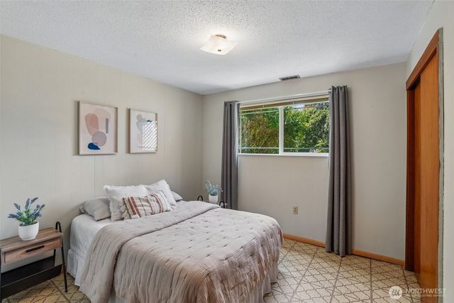 19845 105th Avenue SE, Renton, WA 98055