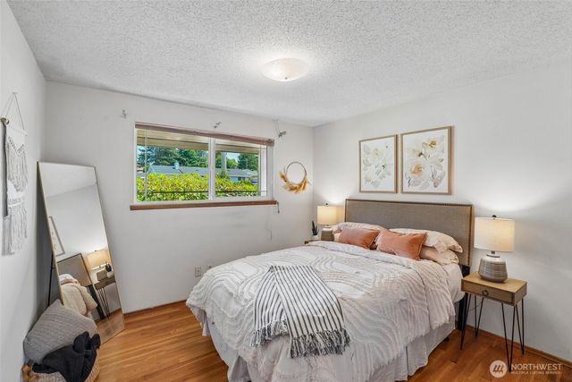 19845 105th Avenue SE, Renton, WA 98055