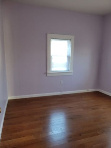 6 Wentzell Ave 3, Beverly, MA 01915