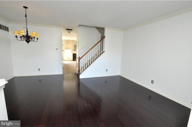 23 COMPASS CIR, Mount Laurel, NJ 08054