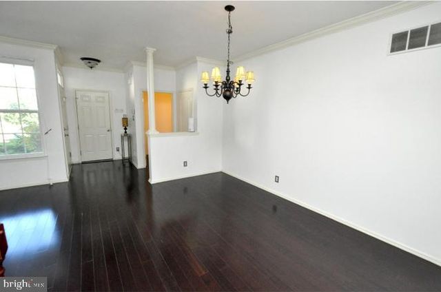 23 COMPASS CIR, Mount Laurel, NJ 08054