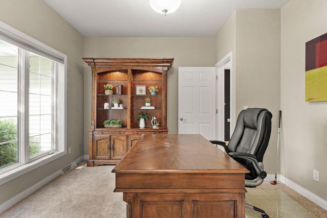 913 Countryside Crossing, Waunakee, WI 53597