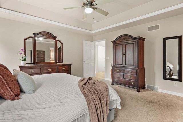 913 Countryside Crossing, Waunakee, WI 53597