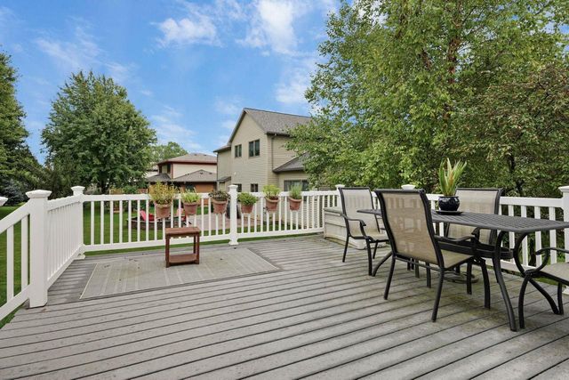 913 Countryside Crossing, Waunakee, WI 53597