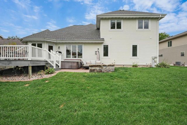 913 Countryside Crossing, Waunakee, WI 53597