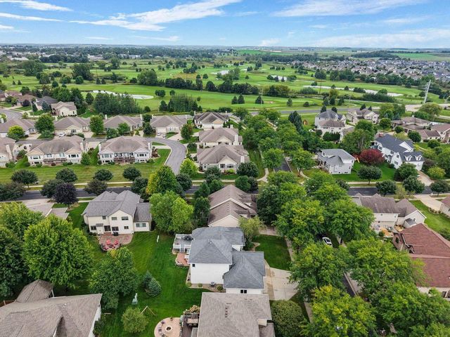 913 Countryside Crossing, Waunakee, WI 53597