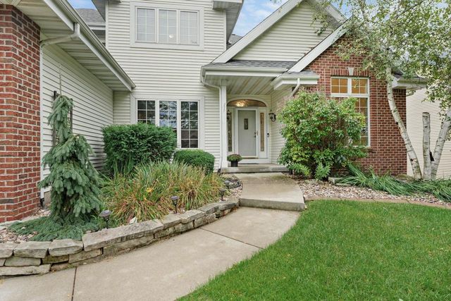 913 Countryside Crossing, Waunakee, WI 53597