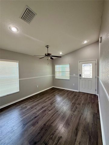 6527 BAYSTON HILL PLACE, Zephyrhills, FL 33541