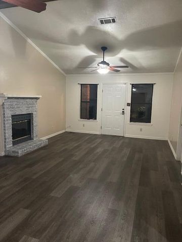 106 Burnley Dr, New Llano, LA 71461