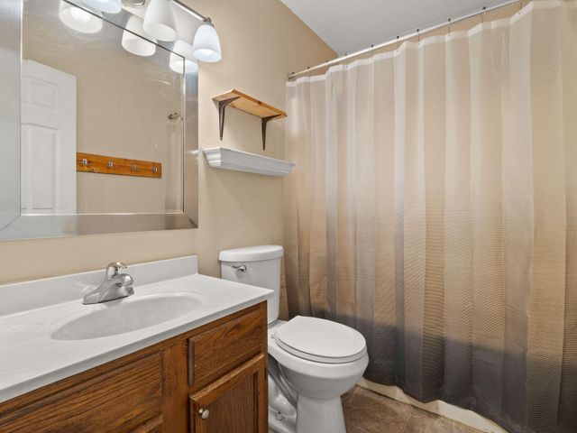 106 Burnley Dr, New Llano, LA 71461