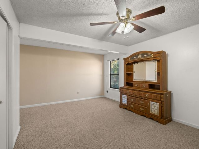 106 Burnley Dr, New Llano, LA 71461