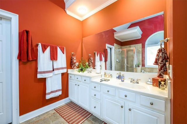 1129 Pughes Creek Way, Lawrenceville, GA 30045