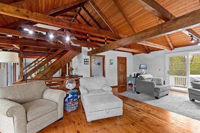 18 Remington Ln, Plymouth, MA 02360