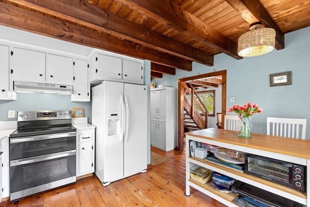 18 Remington Ln, Plymouth, MA 02360