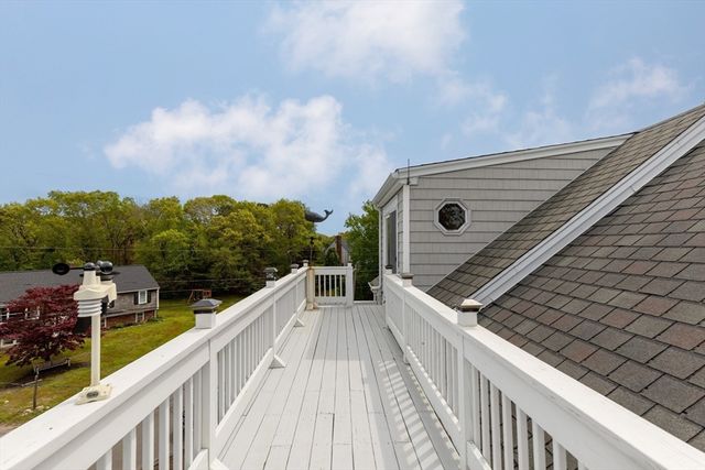 18 Remington Ln, Plymouth, MA 02360