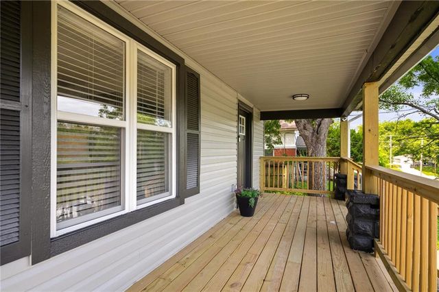 1227 Garfield Avenue, Kansas City, KS 66104