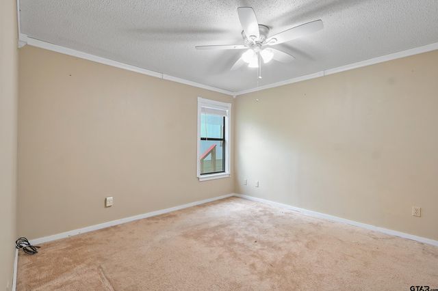 194 Oak Shadows Cove, Holly Lake Ranch, TX 75765