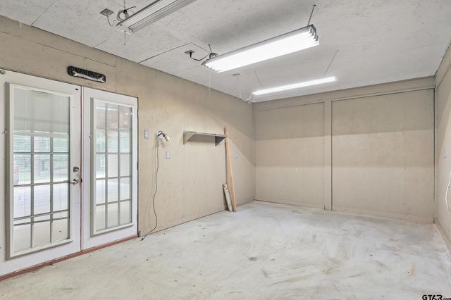 194 Oak Shadows Cove, Holly Lake Ranch, TX 75765