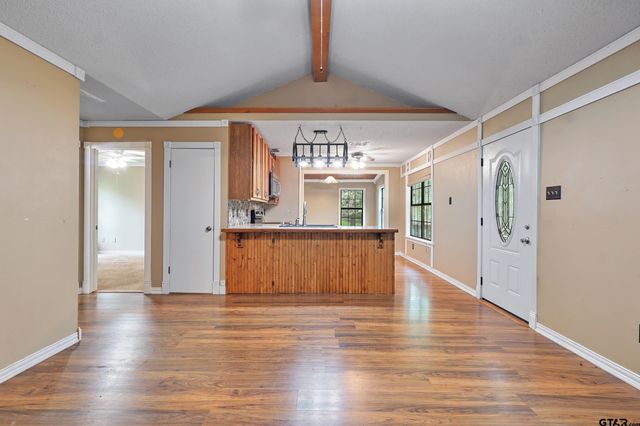 194 Oak Shadows Cove, Holly Lake Ranch, TX 75765