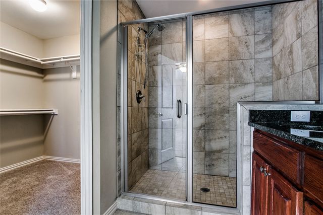 4917 Sanger Circle Drive, Sanger, TX 76266