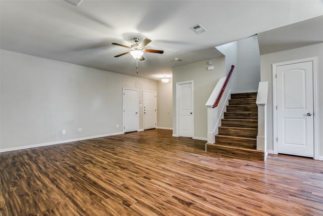 4917 Sanger Circle Drive, Sanger, TX 76266