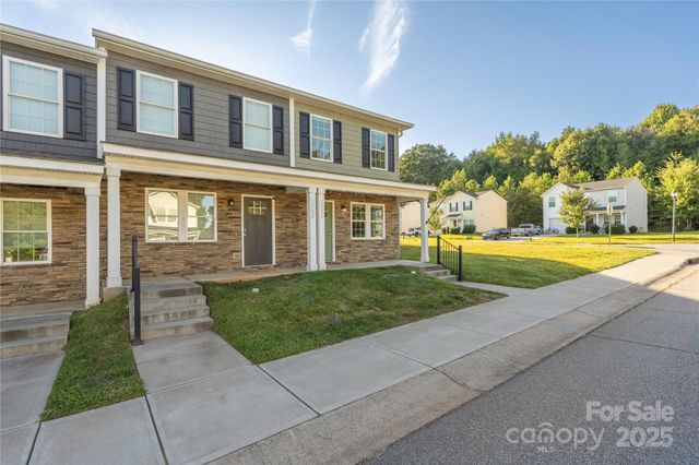 3965 Hemingway Drive NW, Hickory, NC 28601