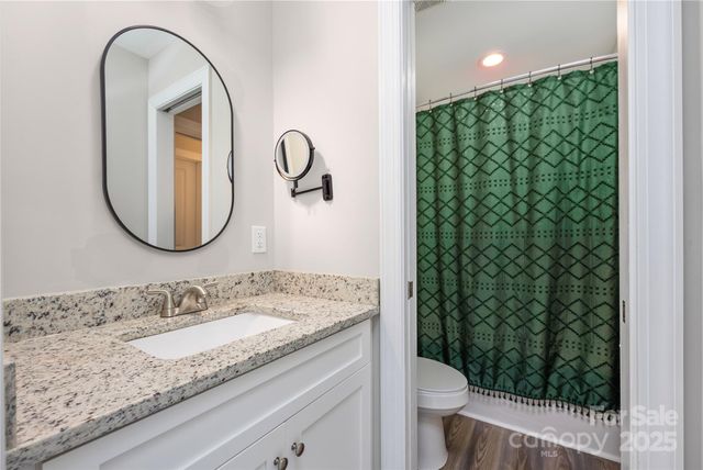 3965 Hemingway Drive NW, Hickory, NC 28601