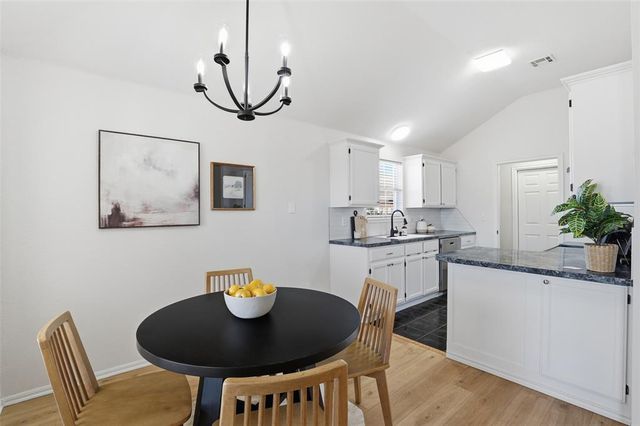 1404 Buena Vista Circle, Norman, OK 73071