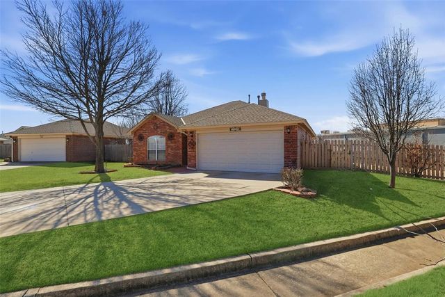 1404 Buena Vista Circle, Norman, OK 73071