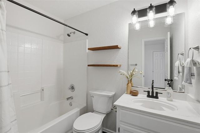 1404 Buena Vista Circle, Norman, OK 73071