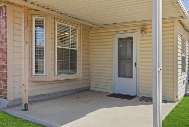 1404 Buena Vista Circle, Norman, OK 73071