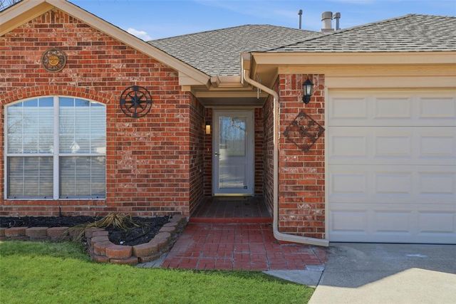 1404 Buena Vista Circle, Norman, OK 73071