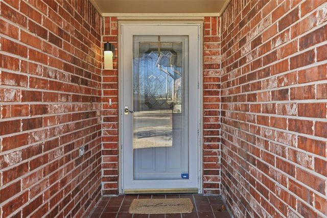 1404 Buena Vista Circle, Norman, OK 73071