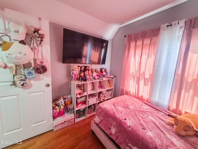 2906 Guilderland Avenue, Rotterdam, NY 12306
