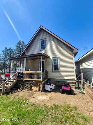 2906 Guilderland Avenue, Rotterdam, NY 12306