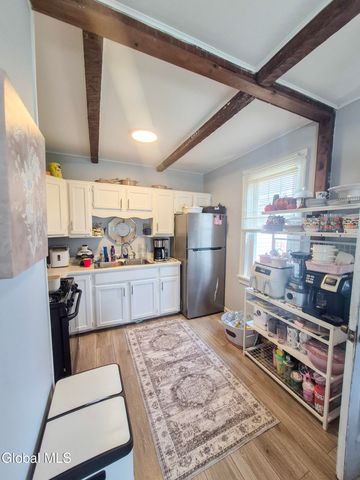 2906 Guilderland Avenue, Rotterdam, NY 12306