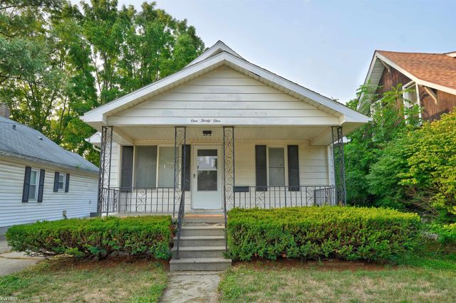 131 E Lakeview Avenue, Flint, MI 48503