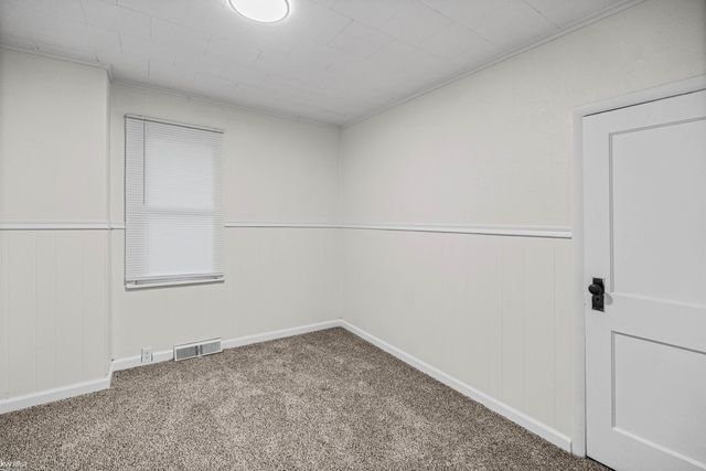131 E Lakeview Avenue, Flint, MI 48503